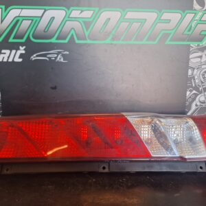 Iveco Daily 2016 Zadnja desna luč 5801523221