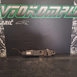 VW Passat B7 2014 Ključavnica z motorjem 3AF827887