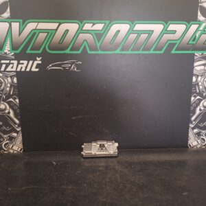 Hyundai i40 1.7 CRDi 100 KW Leva polos polosovina 495003Z500