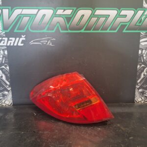 Opel Meriva B 2011 Zadnja leva luč 21639009