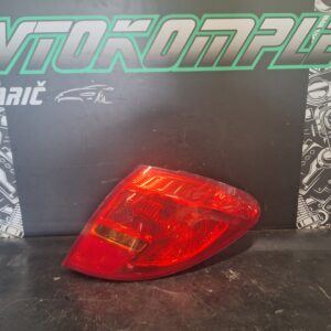 Opel Meriva B 2011 Zadnja desna luč 21638009