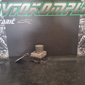 Opel Astra K 2016 ABS Črpalka 39064664