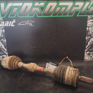 Hyundai i40 1.7 CRDi 100 KW Leva polos polosovina 495003Z500