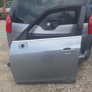 Opel Zafira C 2012 Sprednja leva vrata