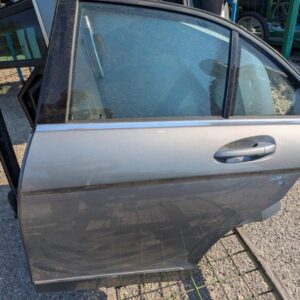 Mercedes C W204 zadnja leva vrata