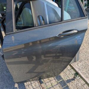 Opel Astra K karavan zadnja leva vrata